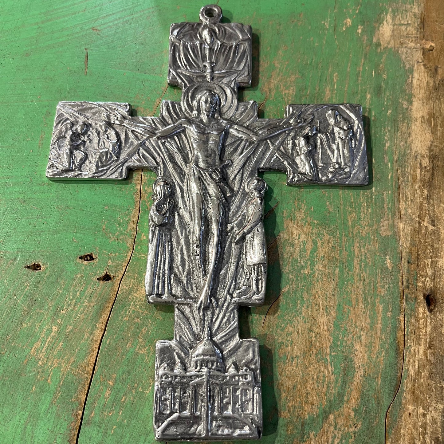 Life of Jesus Crucifix