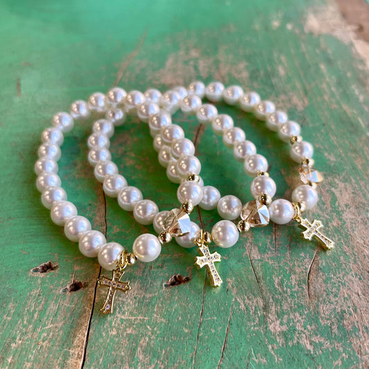 Crystal Heart and Shell Pearl Bracelet