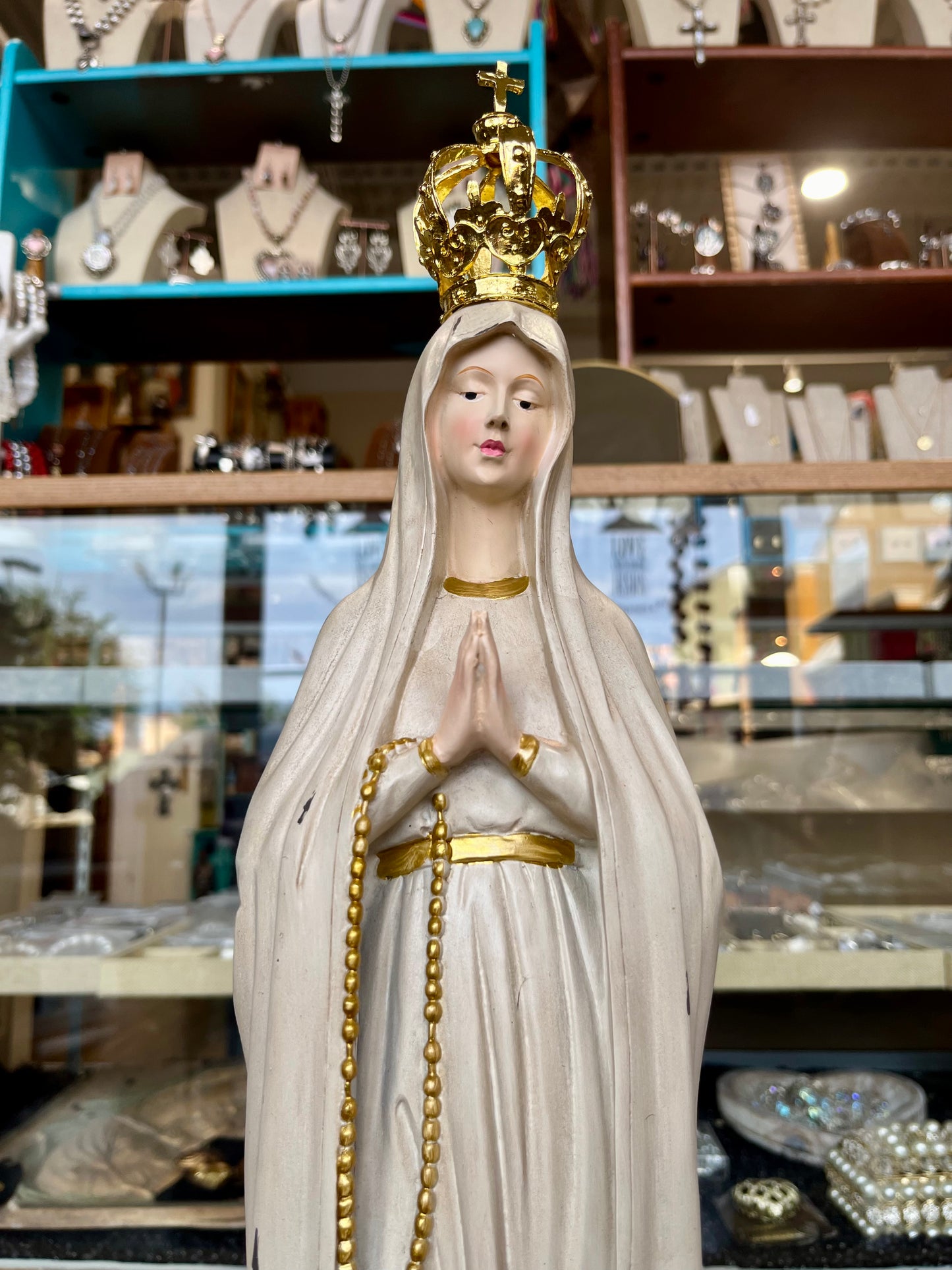 18.25" Our Lady of Fatima Vintage Inspired Statue