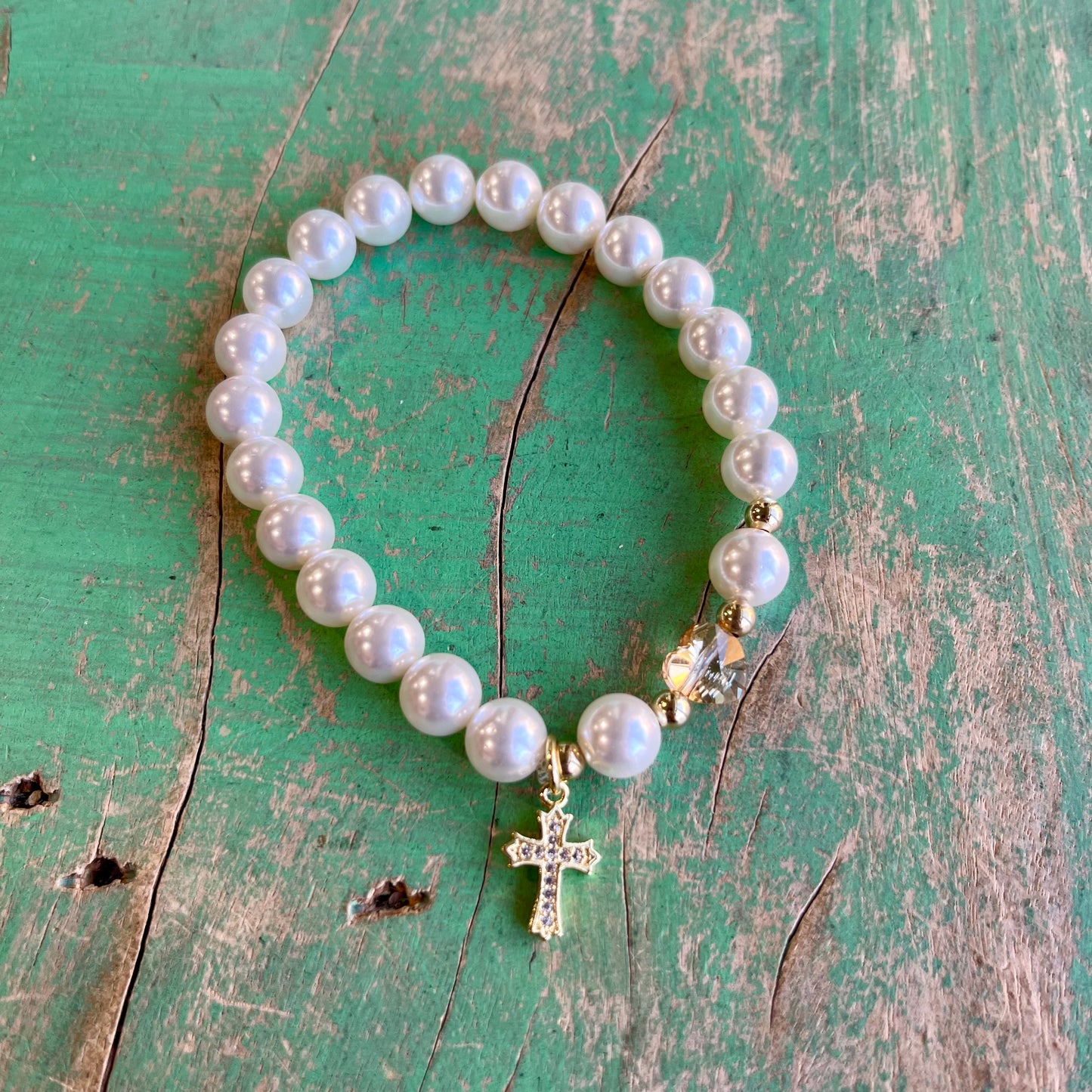 Crystal Heart and Shell Pearl Bracelet