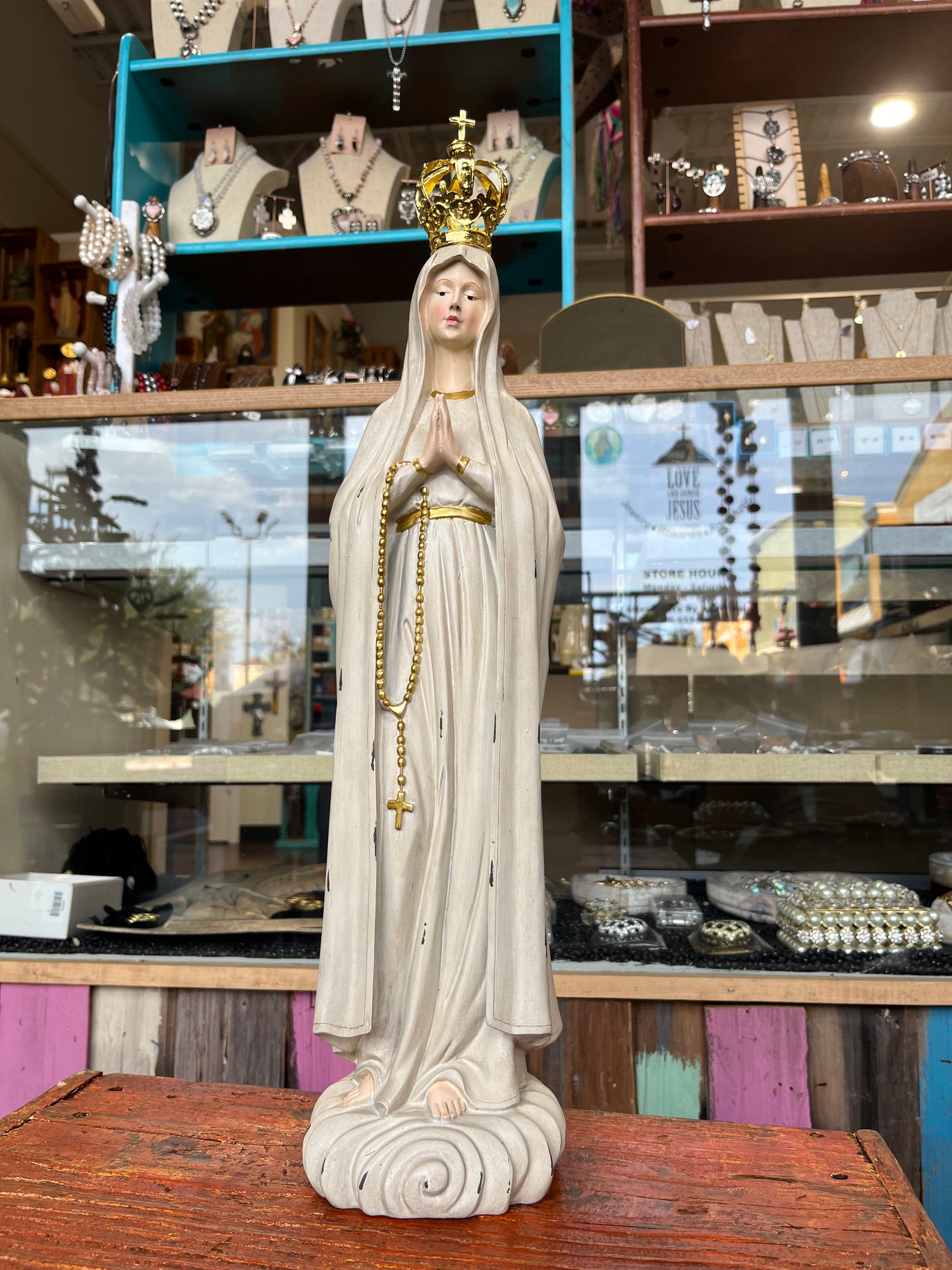 18.25" Our Lady of Fatima Vintage Inspired Statue