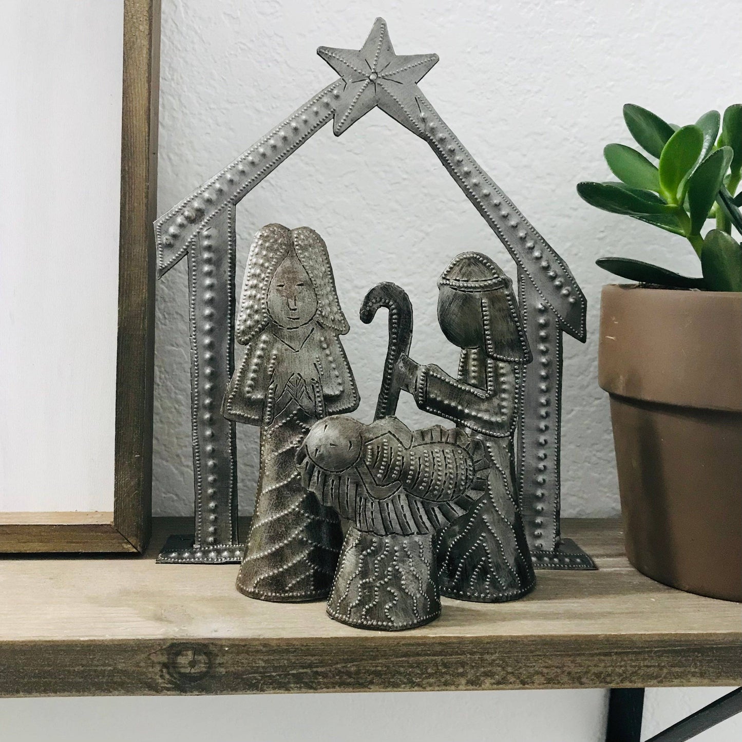 Nativity Set: Jesus, Joseph and Mary Includes Stable