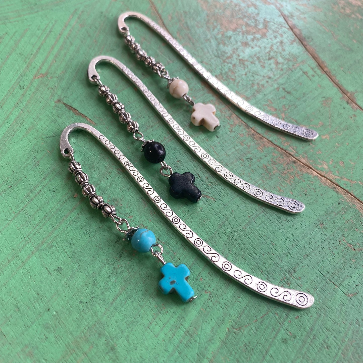 Dangling Cross Bookmarks