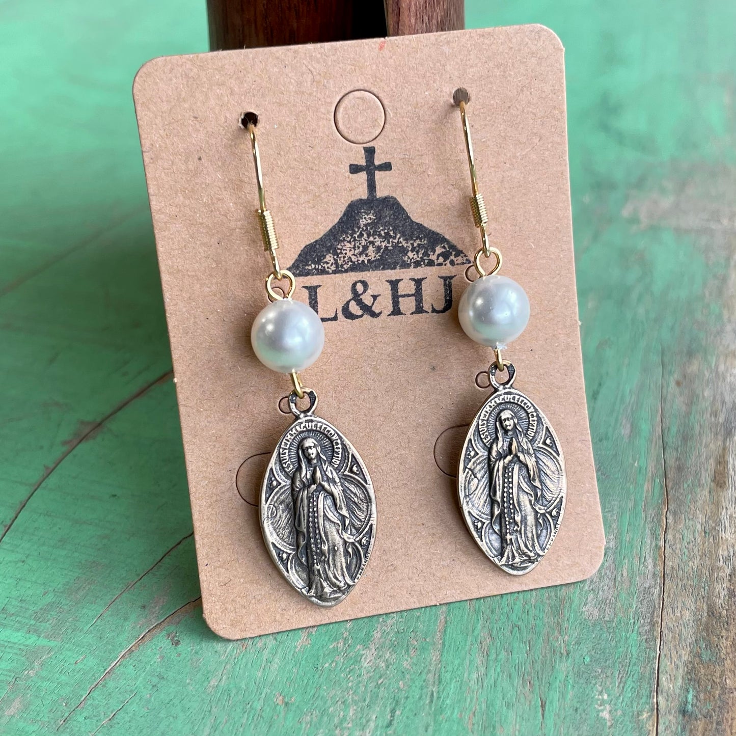 Bronze Mary Pearl Earrings