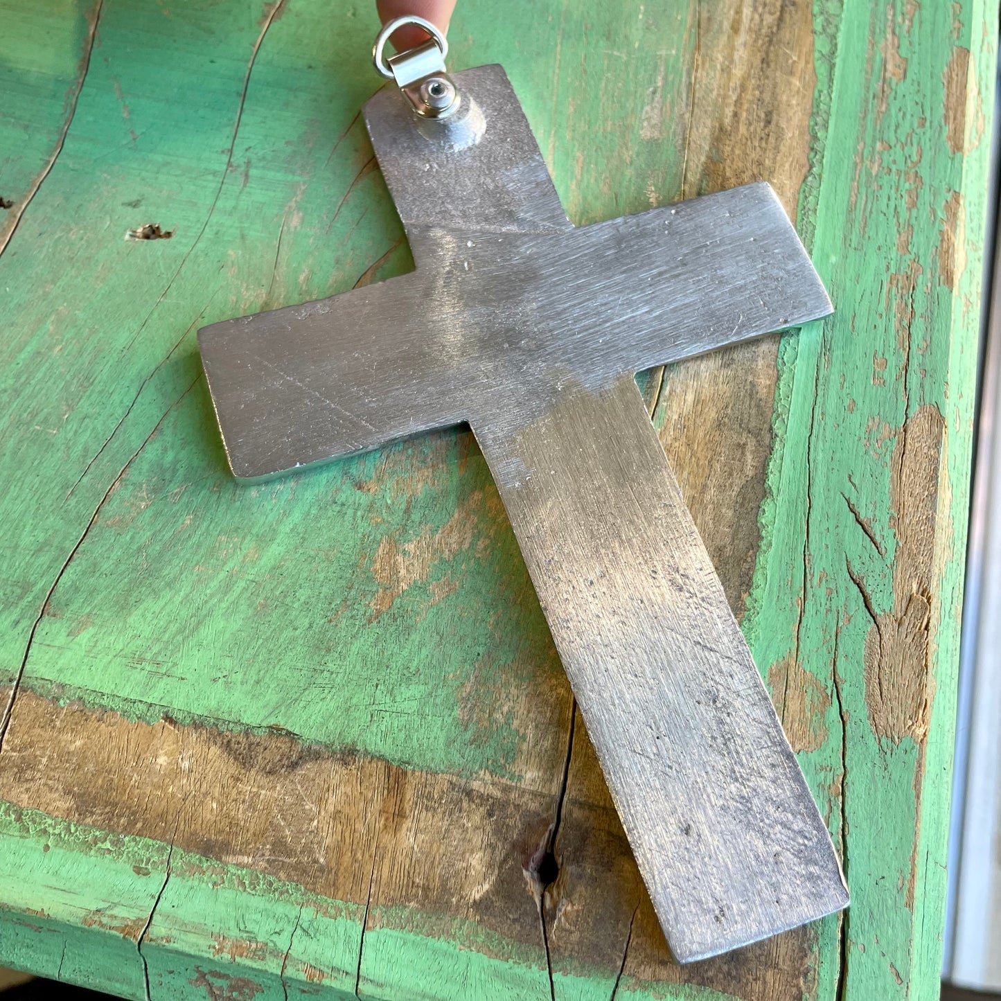 Loops Pewter Cross