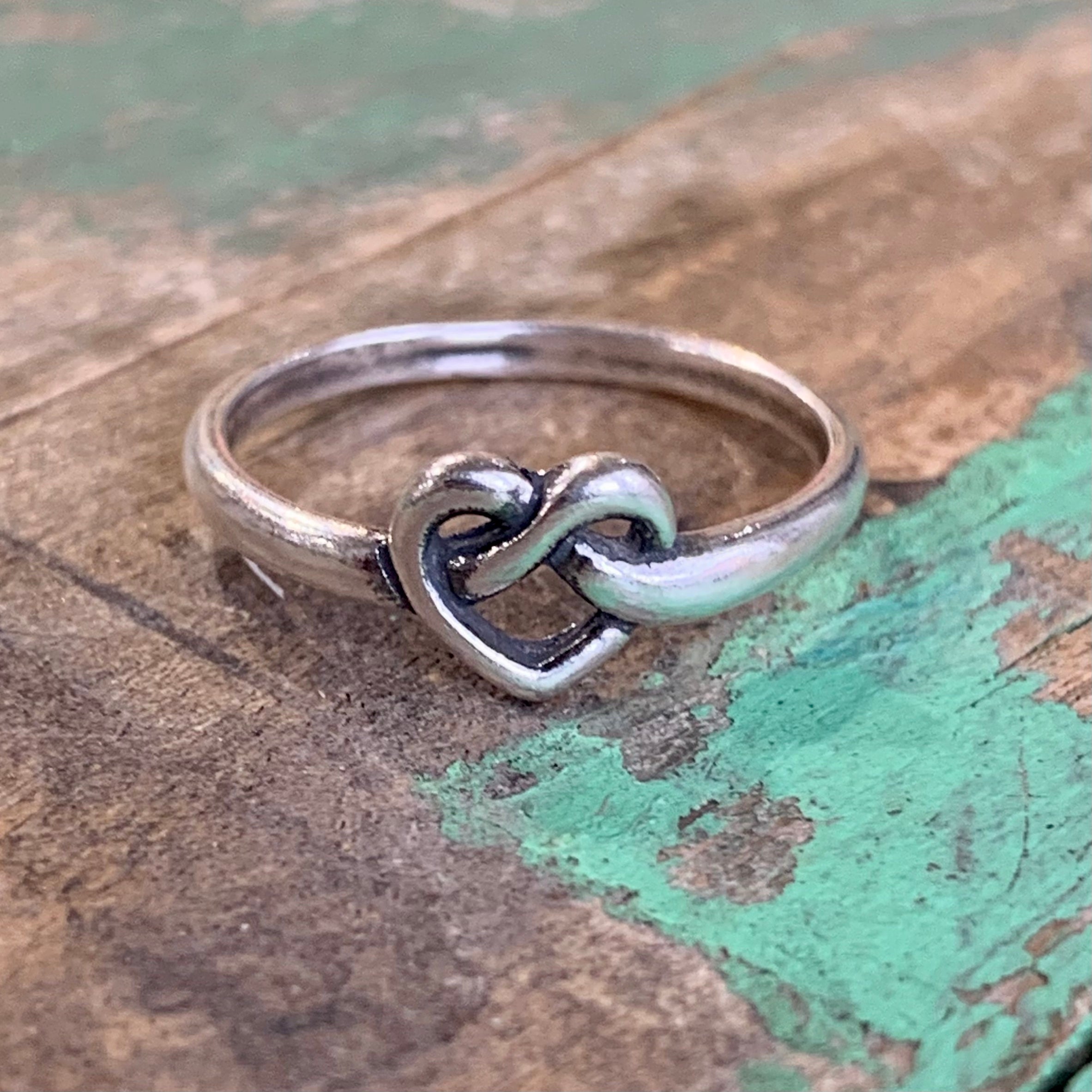 Knotted hot sale heart ring